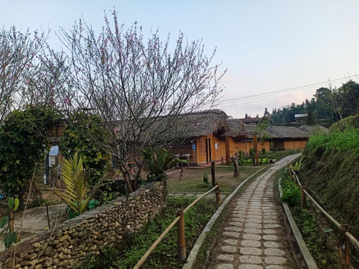 Hoàng Su Phì Bungalow Exterior foto
